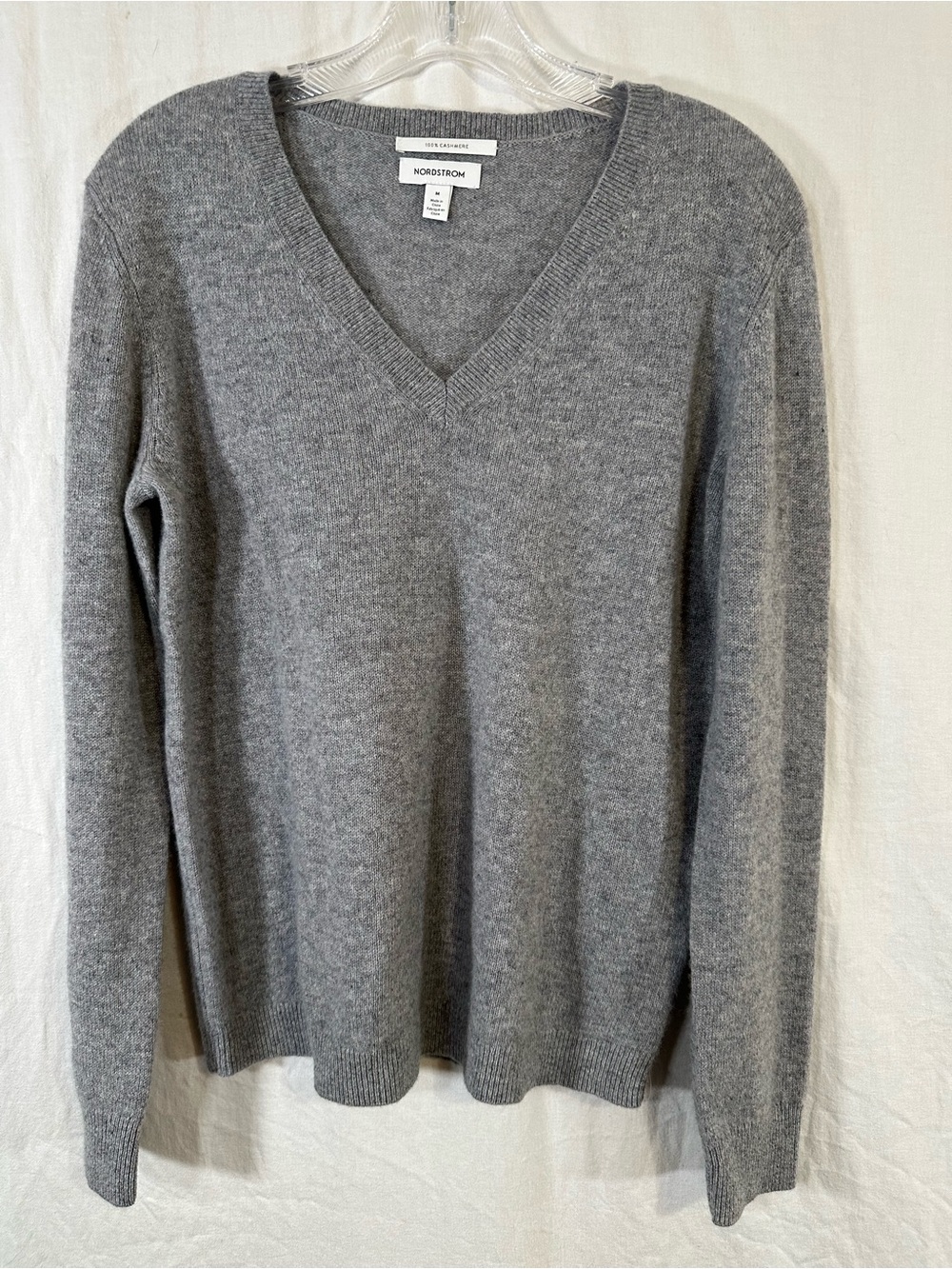 Nordstrom Cashmere Sweater Sz M V Neck